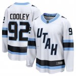 Camiseta Hockey Utah Mammoth Logan Cooley Segunda Breakaway Blanco