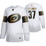 Camiseta Hockey Carolina Hurricanes Andrei Svechnikov Golden Edition Autentico Blanco