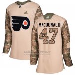 Camiseta Hockey Mujer Philadelphia Flyers 47 Andrew Macdonald Camo Autentico 2017 Veterans Day Stitched