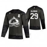 Camiseta Hockey Colorado Avalanche Nathan Mackinnon 2019 Veterans Day Camuflaje